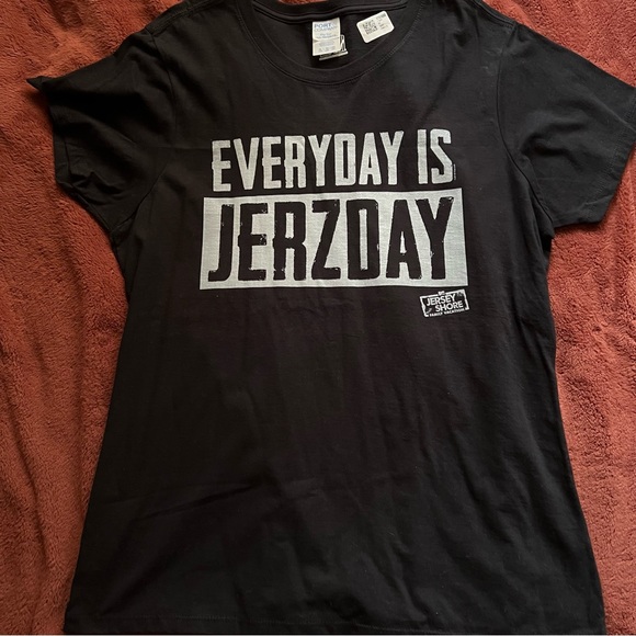 Jersey Shore Authentic MTV Tee - Picture 5 of 5